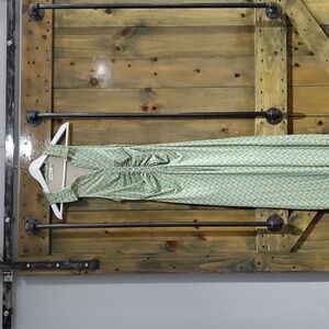 FUN JUMPSUIT W ALL OVER PATTERN SIZE MEDIUM LIGHTWEIGHT FUNKY INFLUENCER FAIRY